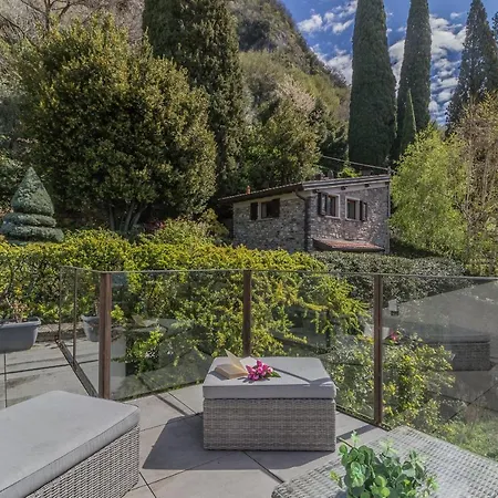 아파트 La Terrazza Di Marta 바레나