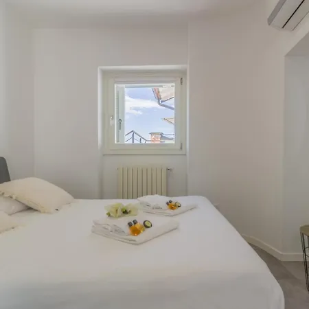 Apartment La Terrazza Di Marta Varenna