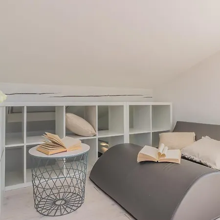 Apartment La Terrazza Di Marta *